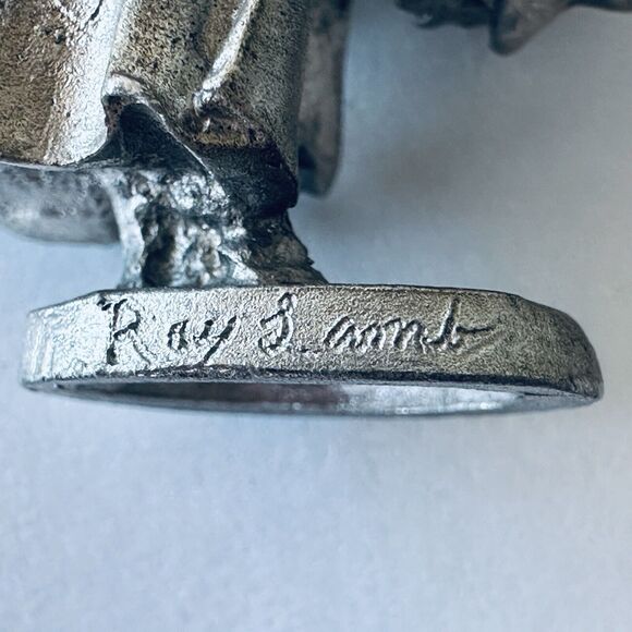 Perth Pewter Knight Mounted w/Lance, Sword #AC39 signed Ray Lamb 1985 Vintage - Picture 2 of 14
